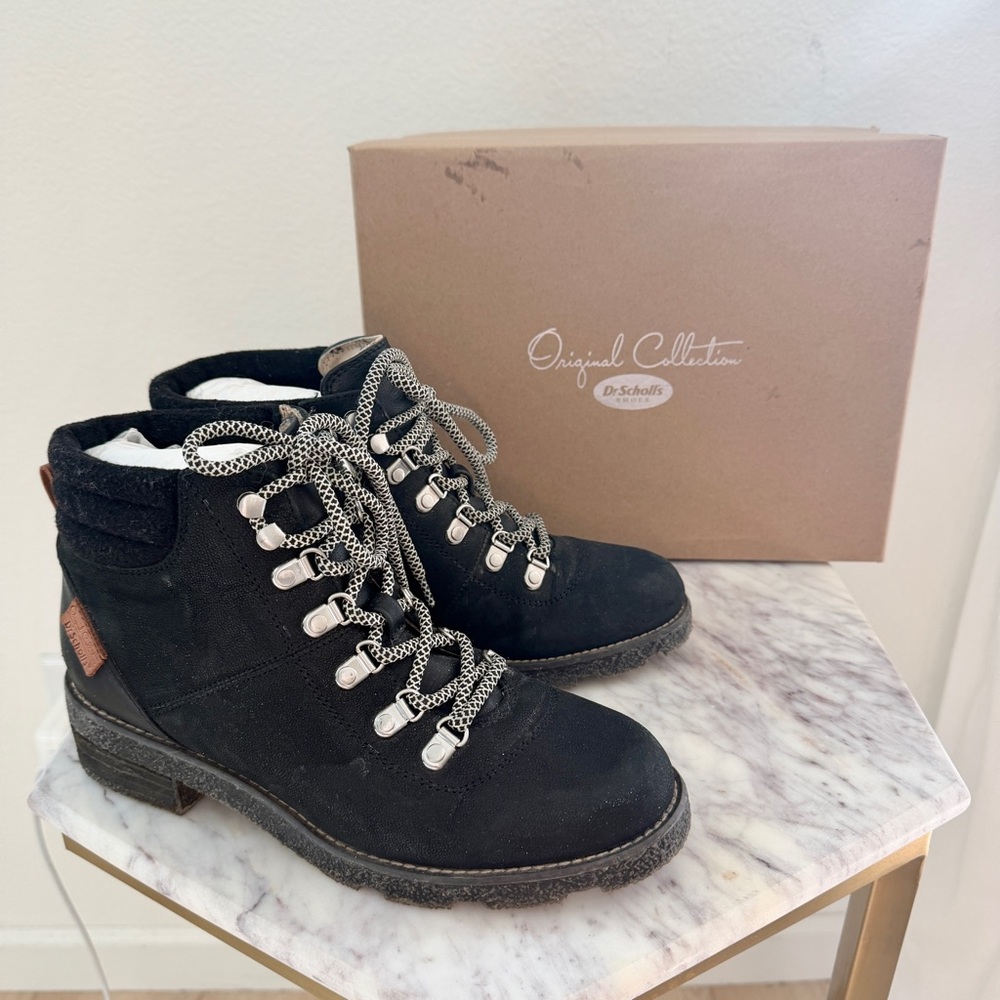 Dr. Scholl’s Tristan Hiking Boots Low Heel Black with Contrast Laces Ankle Boots